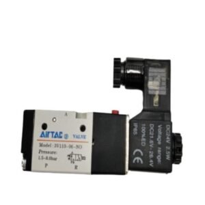 3V110-06A 220VAC AIR SOLENOID VALVE PORT SIZE-: 1/8