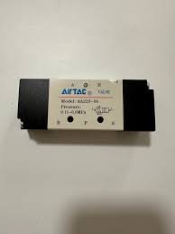 4A220-06B 24VDC AIR SOLENOID VALVE PORT SIZE :-1/4